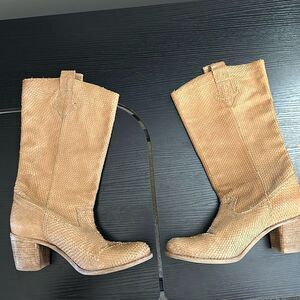 Matisse Women’s Promise Camel Brown Leather Pull On Textured Mid-Calf Boot, 9